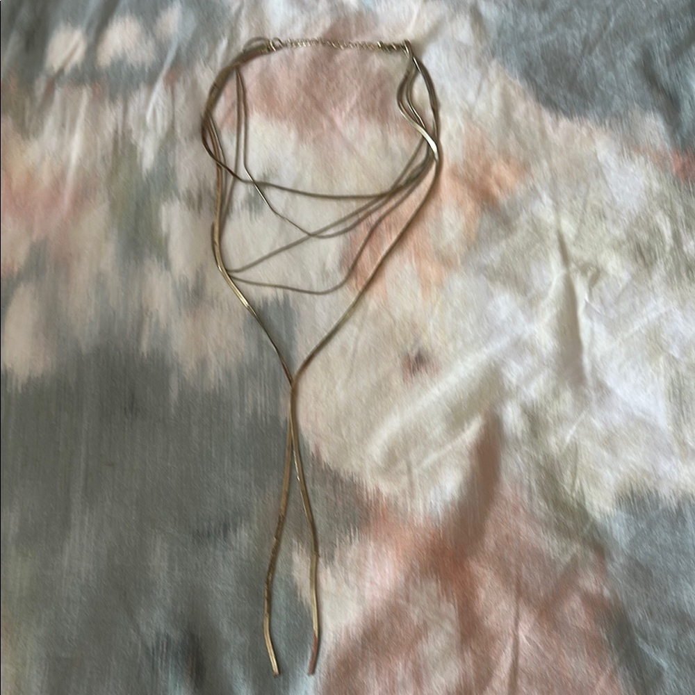 Elegant Gold Toned Necklace